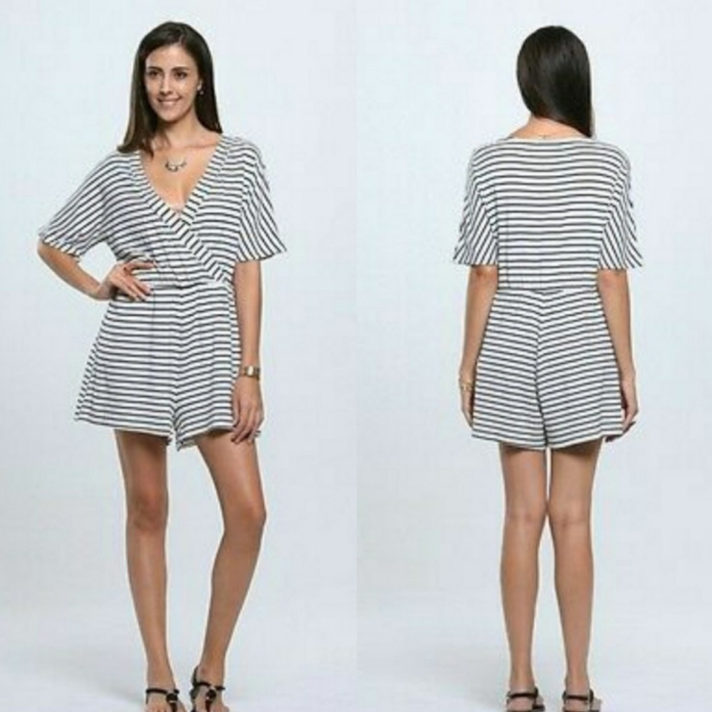 Choies | Striped Low-Cut Summer Romper Small